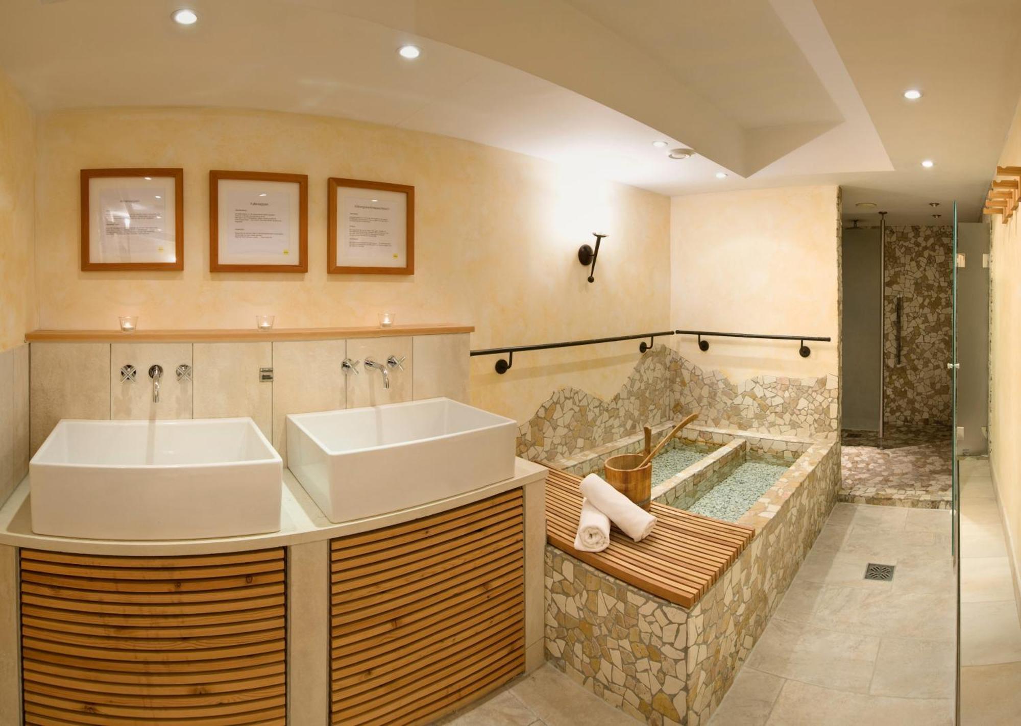 Biohotel Schweitzer Mieming Bagian luar foto