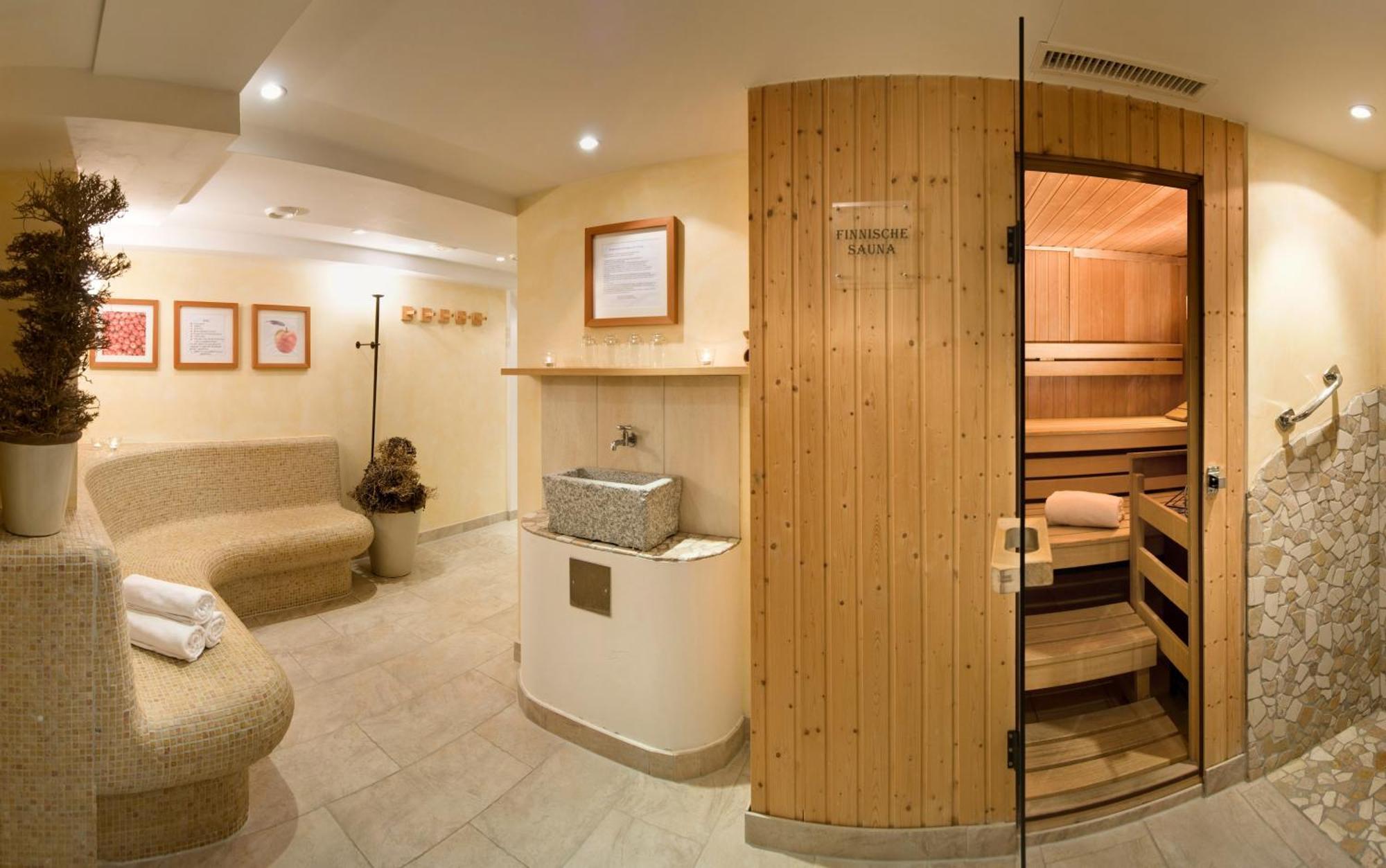 Biohotel Schweitzer Mieming Bagian luar foto
